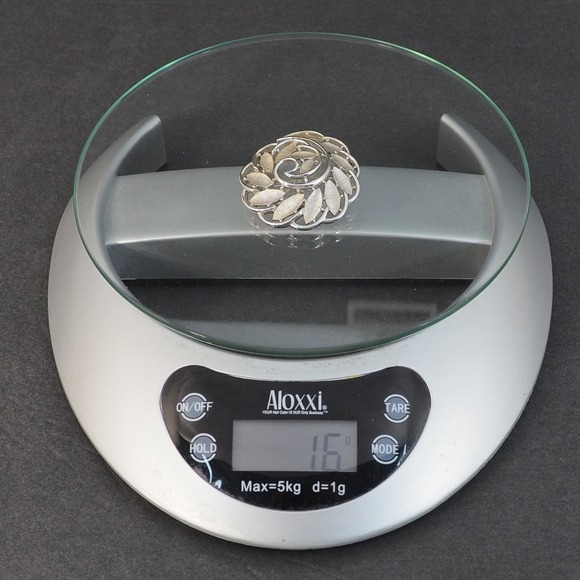 Trifari Brooch Pin Leaf Swirl Silver Tone Brushed Textured Openwork Vintage Chic - Picture 7 of 9